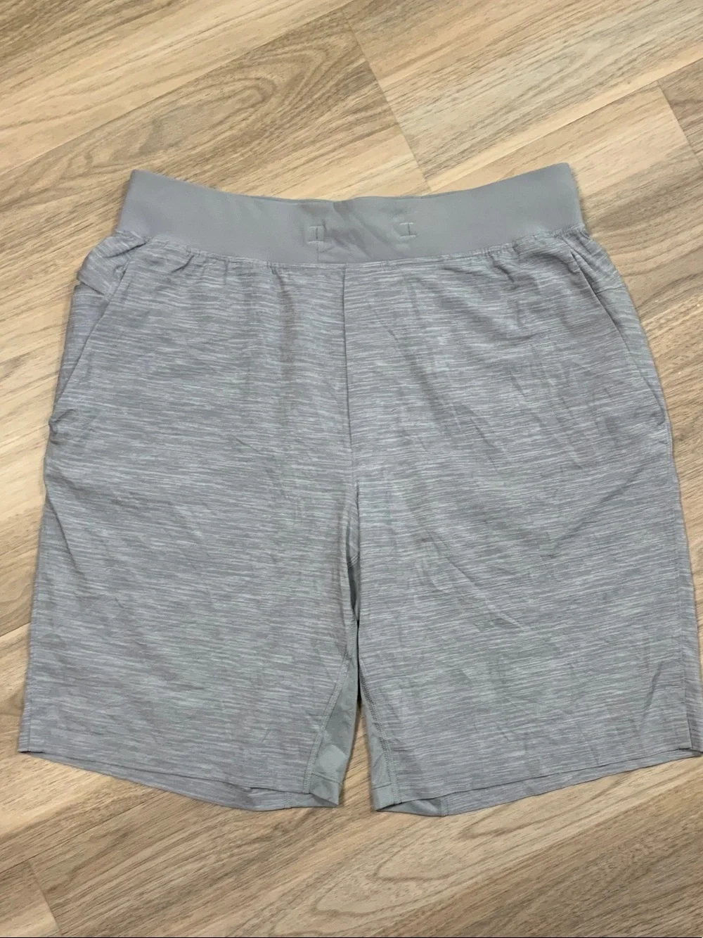 lululemon T.H.E. Short Linerless Light Gray Men's Shorts 9”